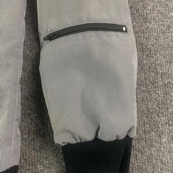 Travis Mathew Mens Full Zip Reversible Golf Bomber Jacket Size M Multicolor - Picture 2 of 10